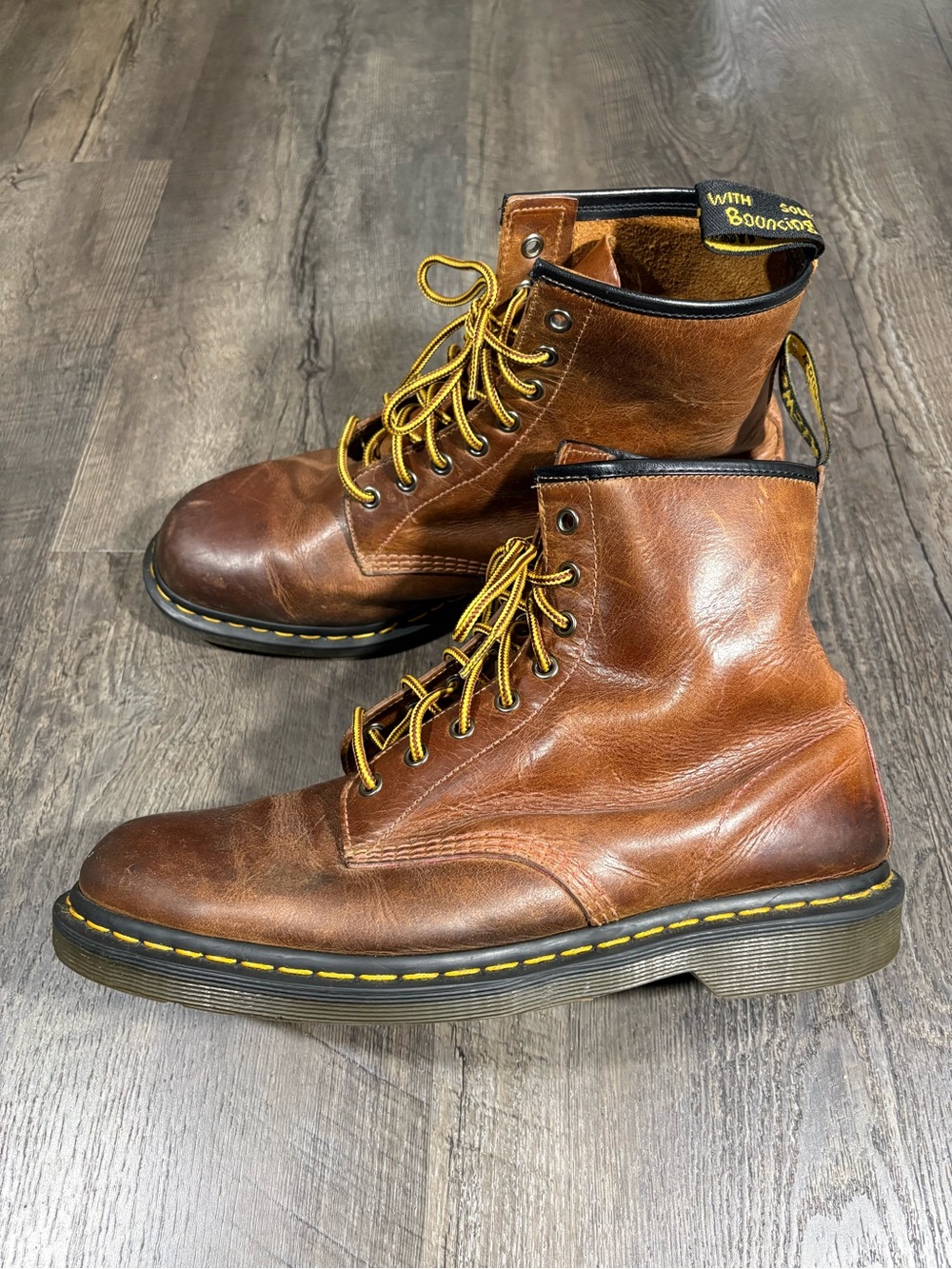 DR. MARTENS Mens Brown Leather Boots
